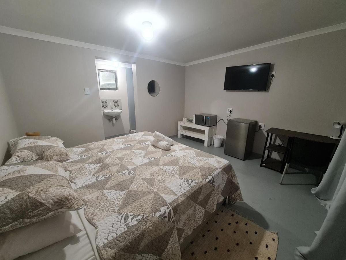 19 On Gordon Hotel East London Buitenkant foto